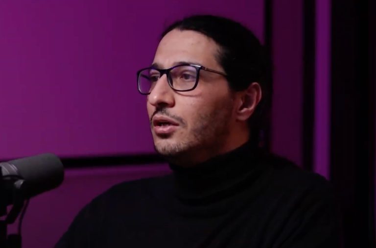 Corner 10: Siamak Gholizadeh